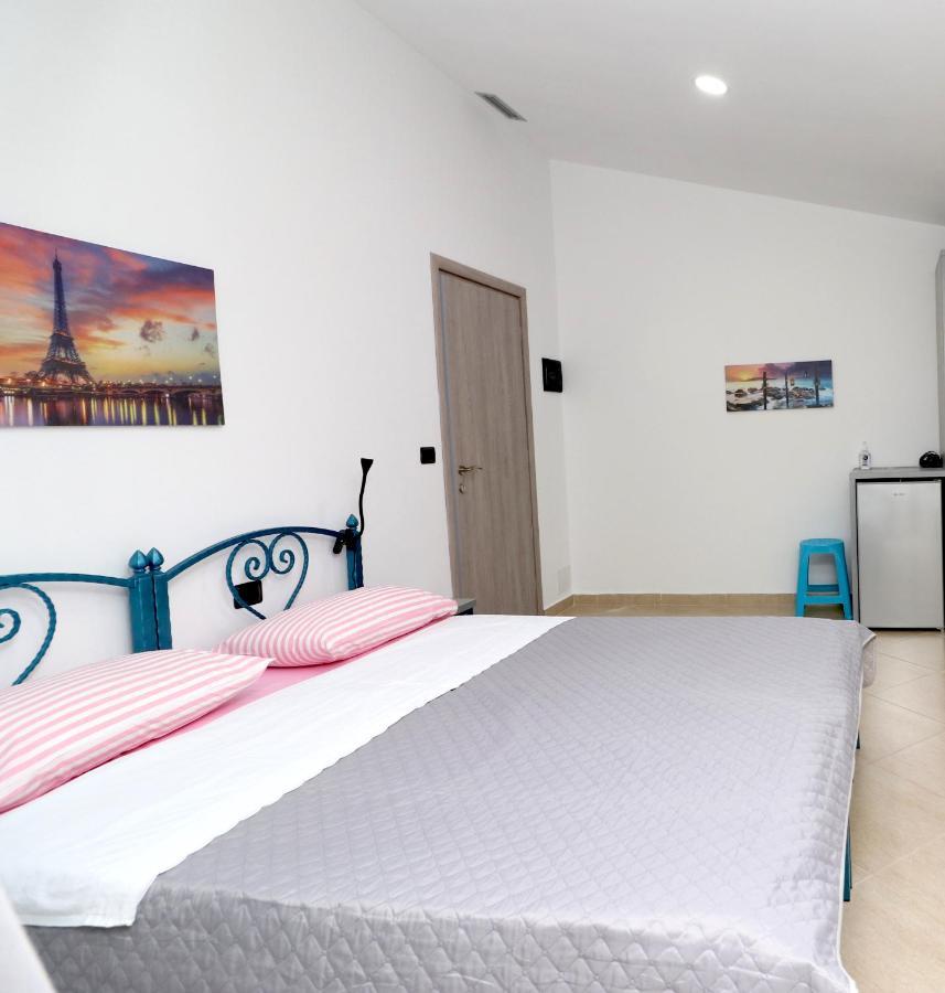 Ferienwohnung Ildora Qimon Himarë Exterior foto